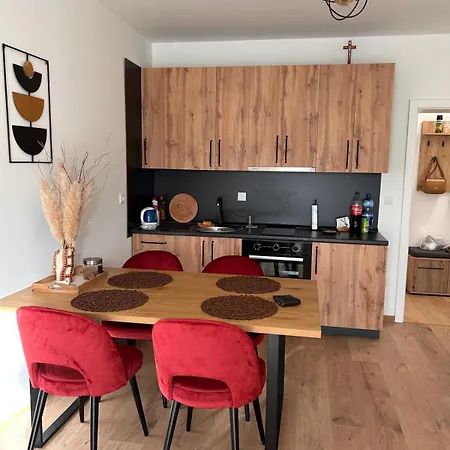 Dora Apartament Kupres (Canton 10)